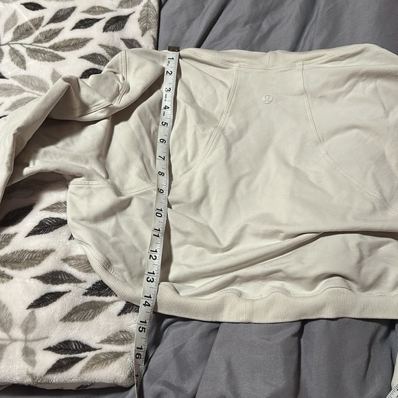 Lululemon shrug bone - Picture 7 of 8